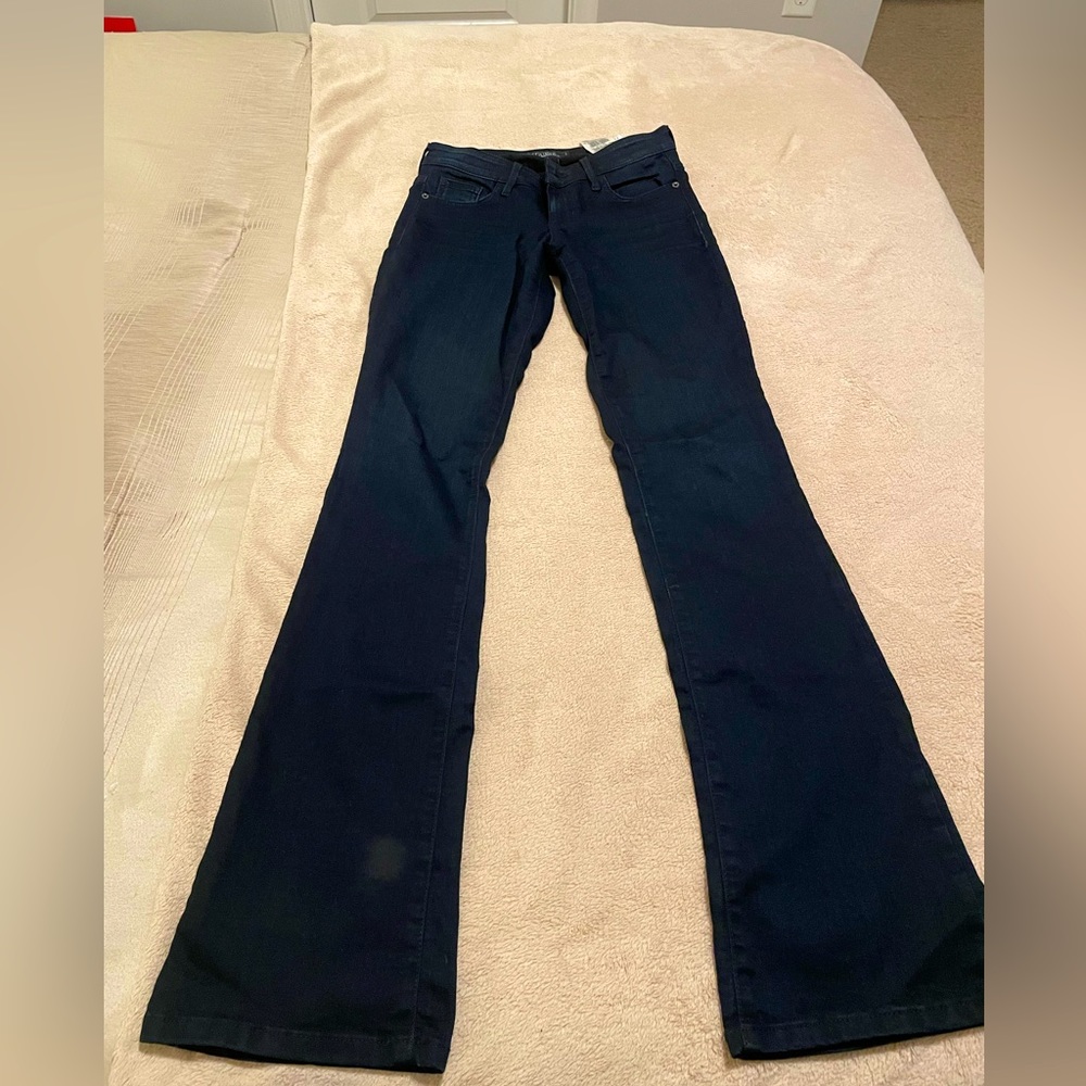 Guess Deep Blue Bootcut Kate Style Denim in a Size 26